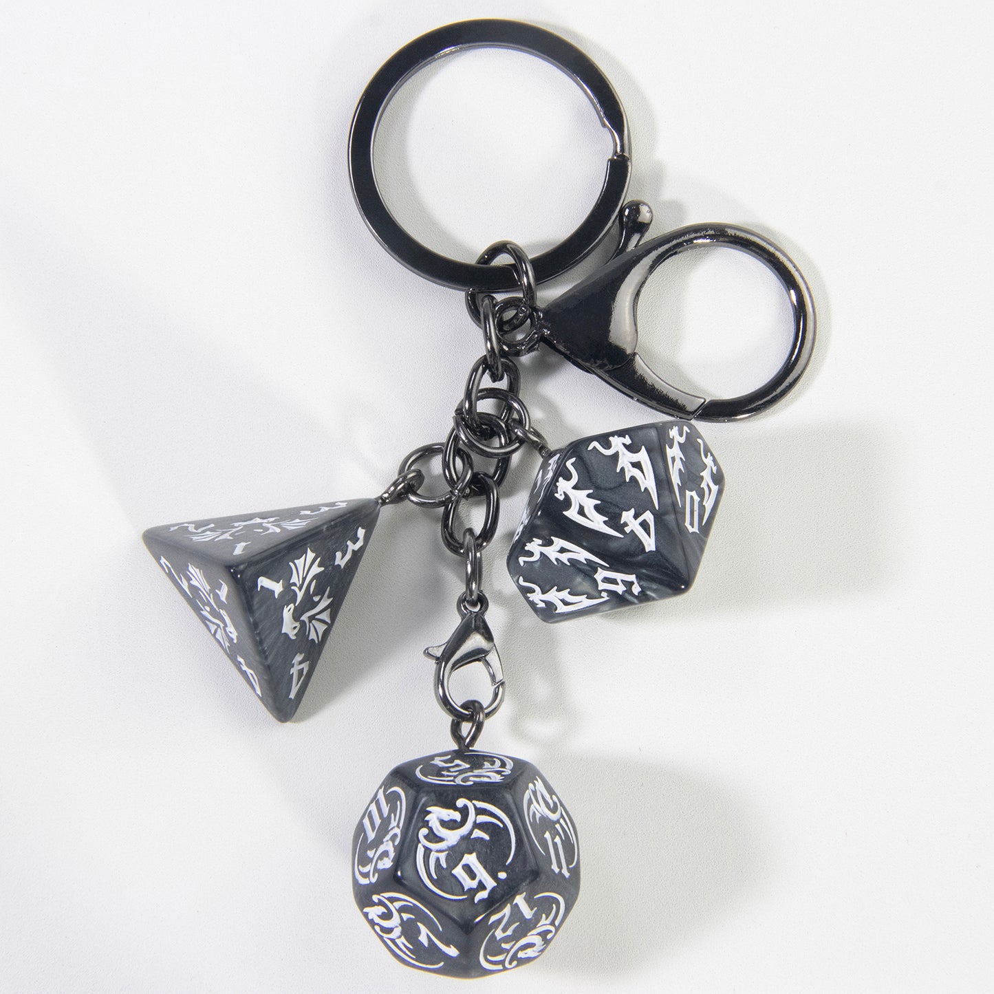 Creative Dice Keychian, Car Pouch Handbag Pendant, Perfect Souvenirs Gift for Table Fans