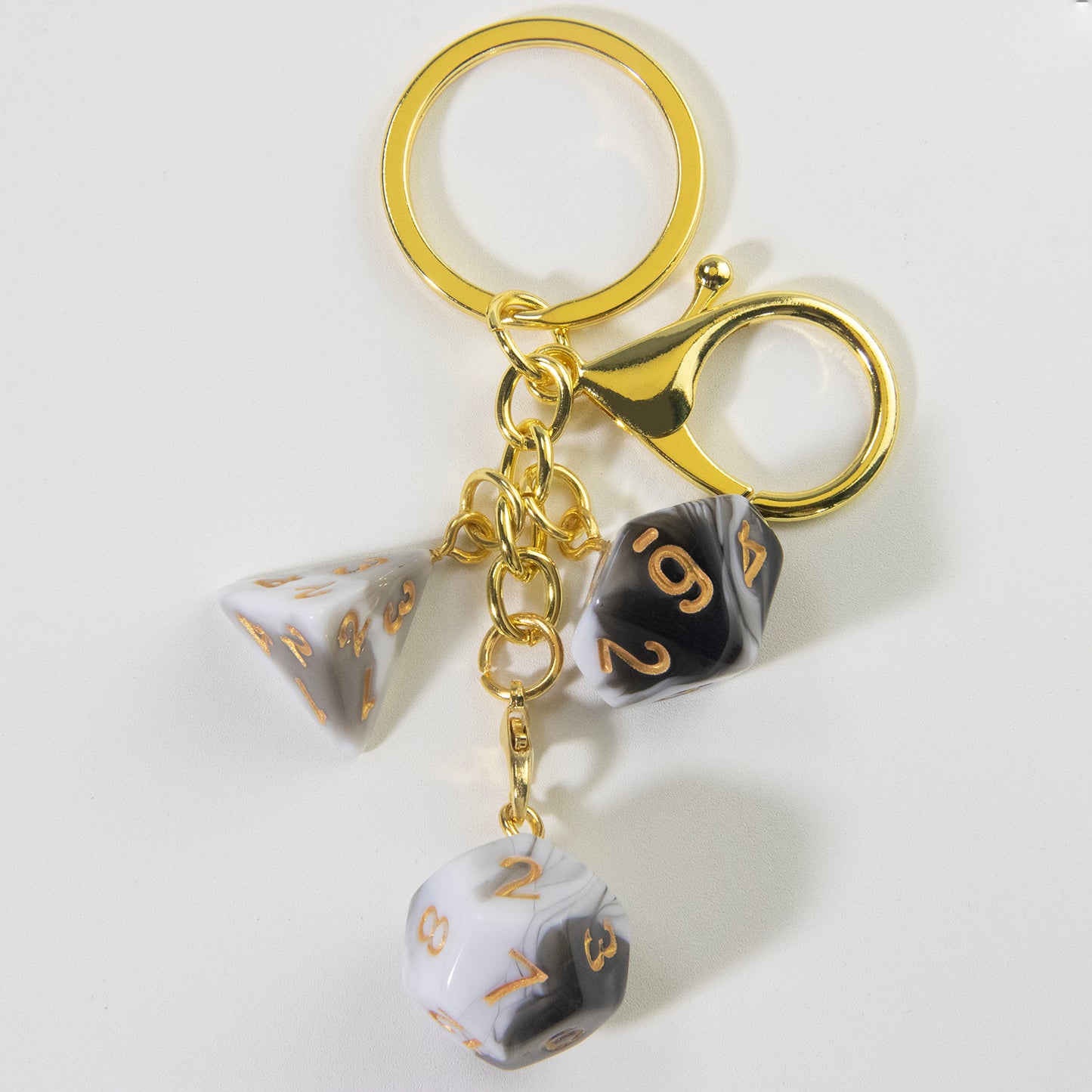 Unique Dice Keychains for Backpack Decoration and Table Games Souvenirs