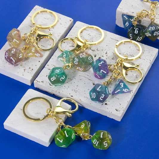 Fashionable Dice Pendant Keychain, Great Decoration for Backpacks Car Keychains