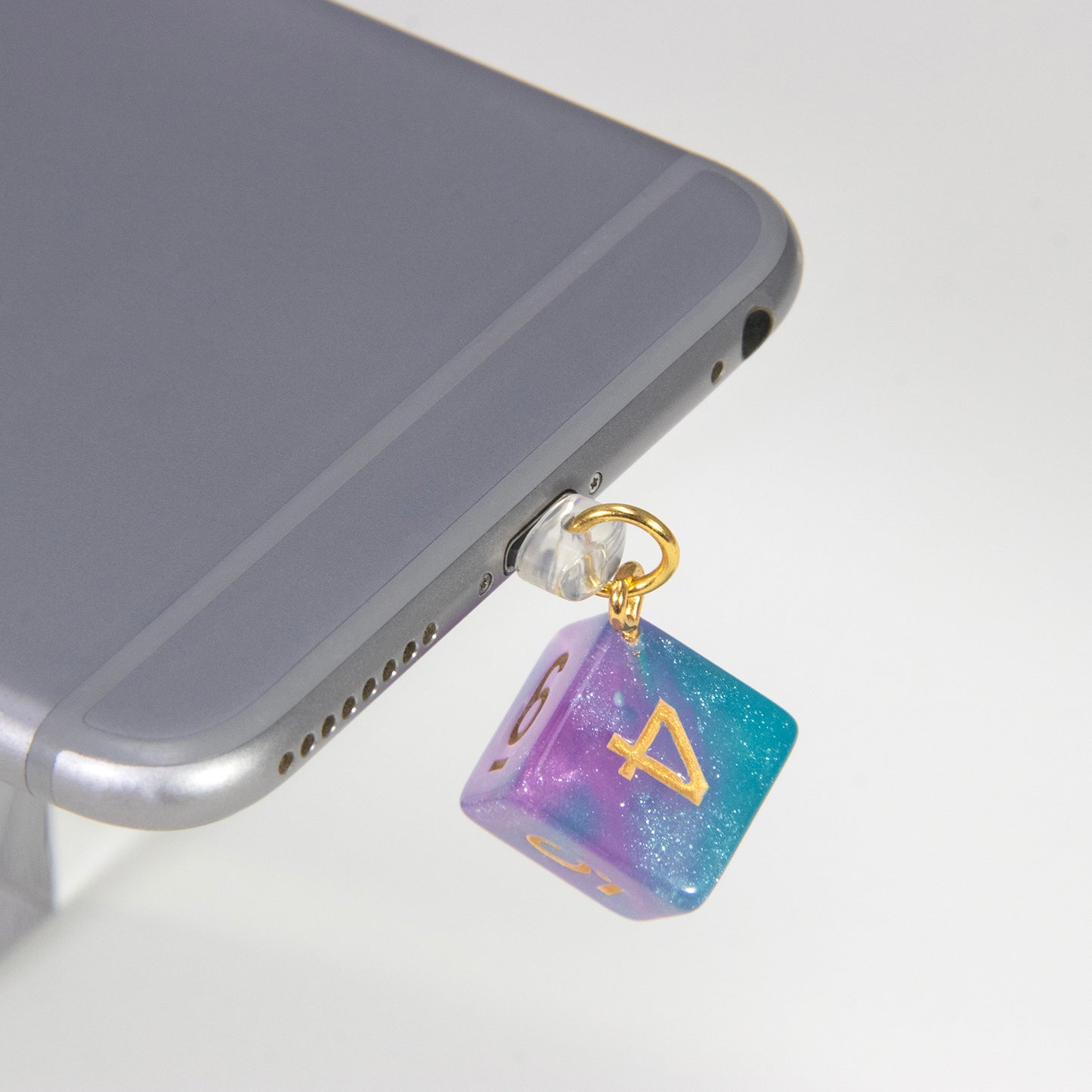 PVC Dustplugs with Acrylic Dice Pendant for Android Apple Phones Charging Port Dustproof Protector Dust Plugs