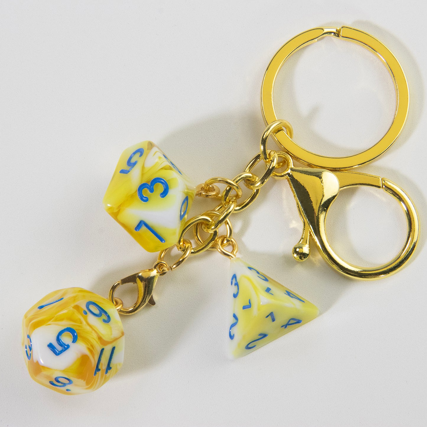 Unique Dice Keychains for Backpack Decoration and Table Games Souvenirs