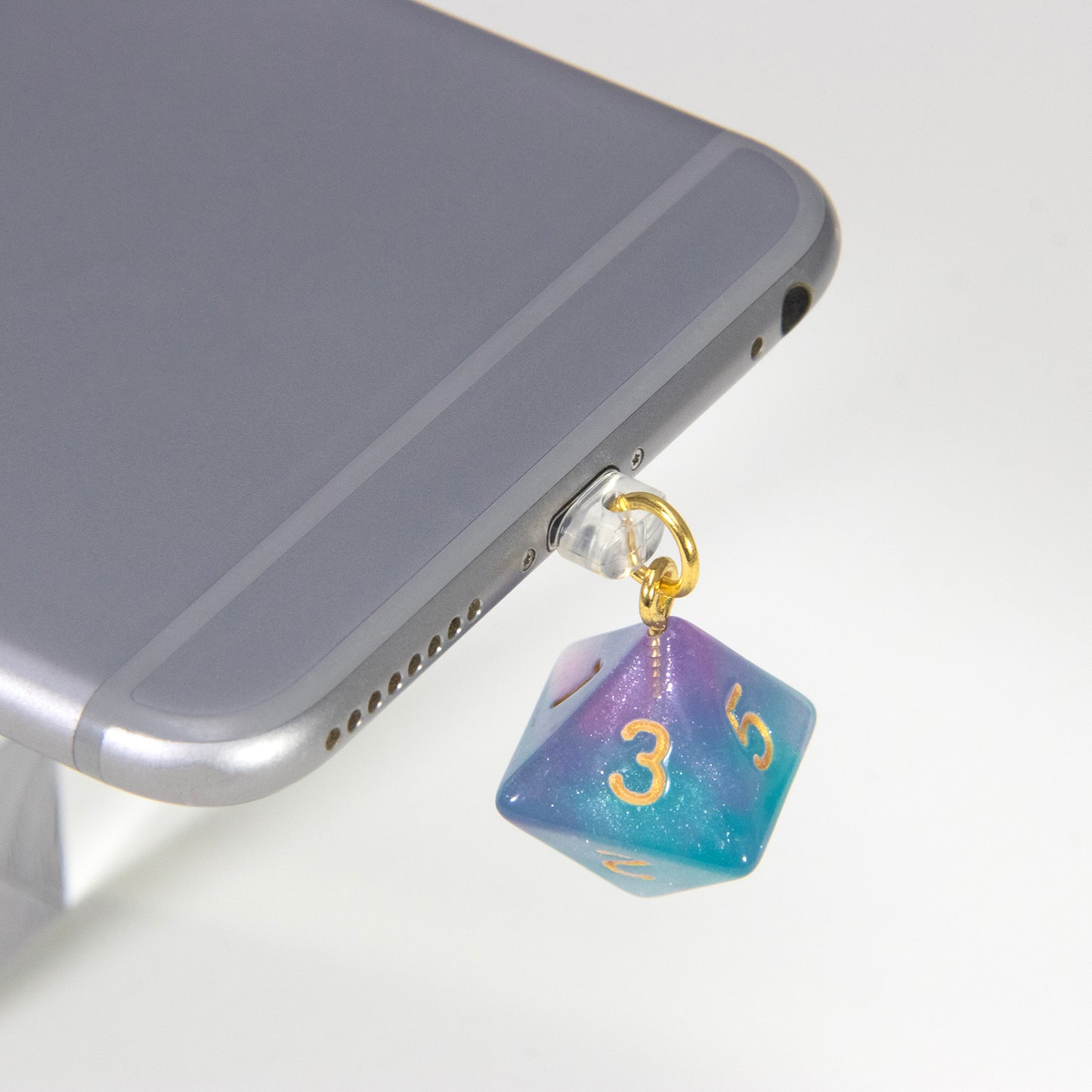 PVC Dustplugs with Acrylic Dice Pendant for Android Apple Phones Charging Port Dustproof Protector Dust Plugs