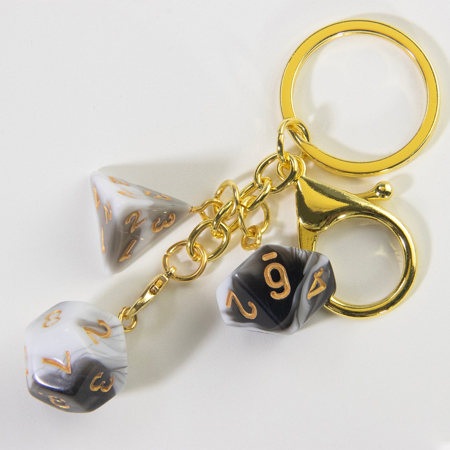 Unique Dice Keychains for Backpack Decoration and Table Games Souvenirs
