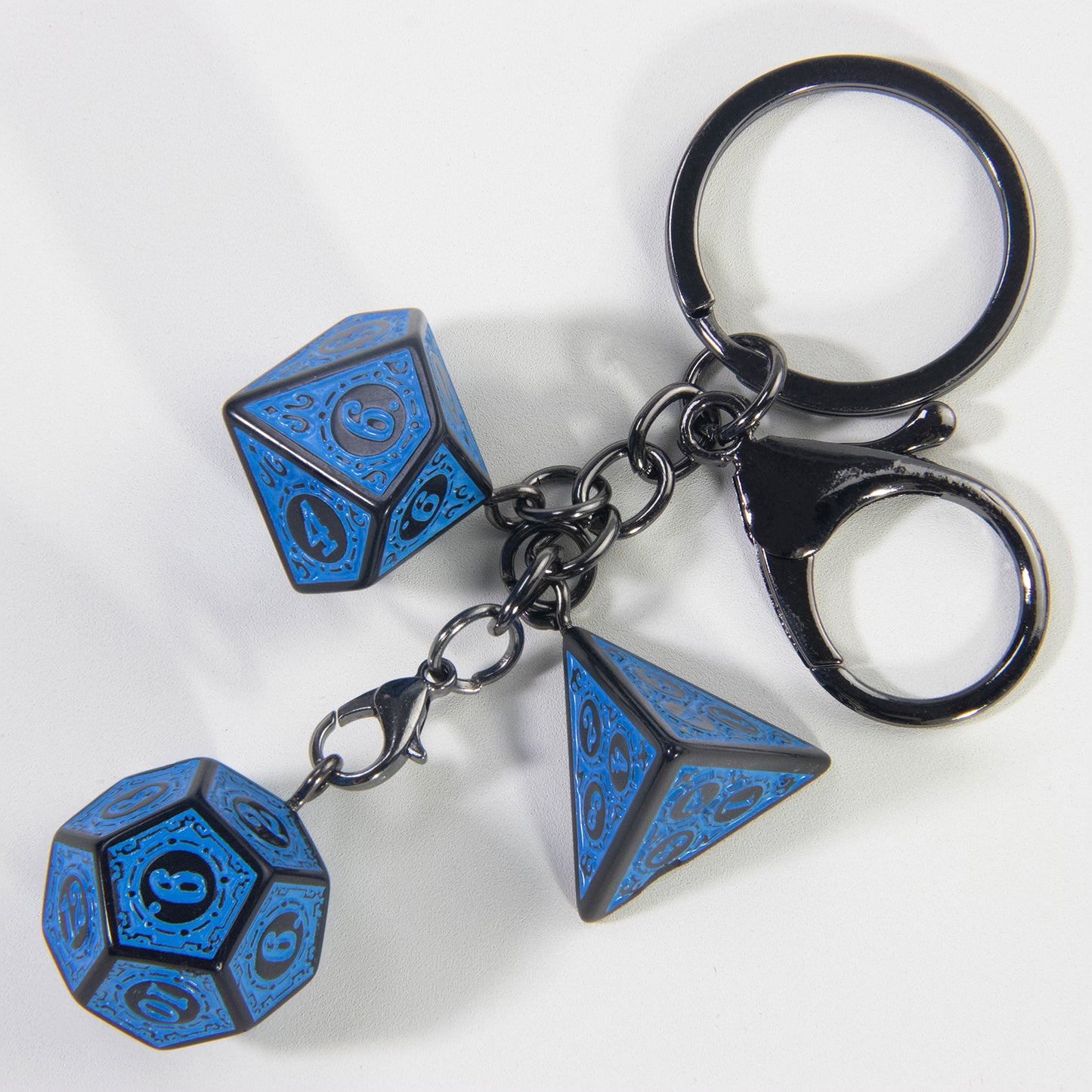 3D Fashion Dice Keychain Pendant - Stylish Car Bag Pouch Accessories for Men Women