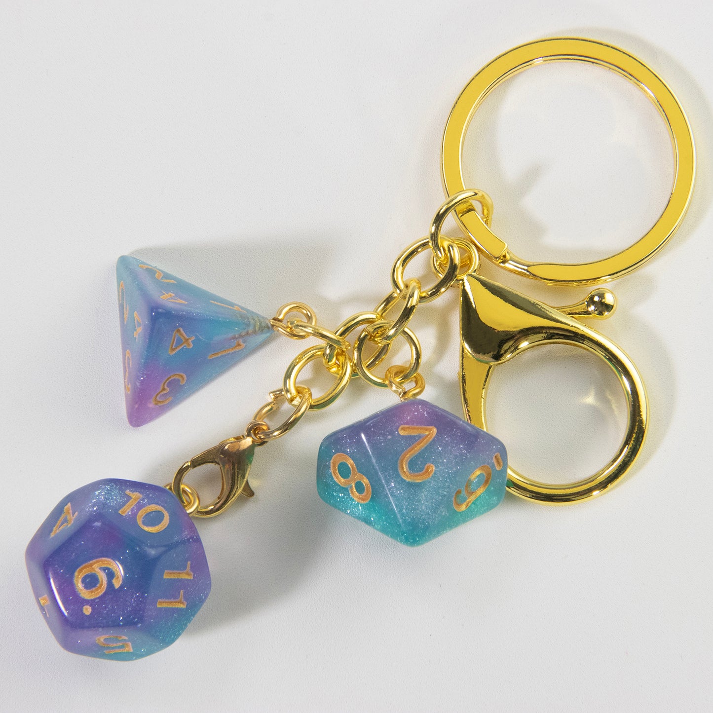 Lucky Acrylic Dice Keychain  - Stylish and Fortunate Charm for Keys, Bags - Durable, Multipurpose Accessories