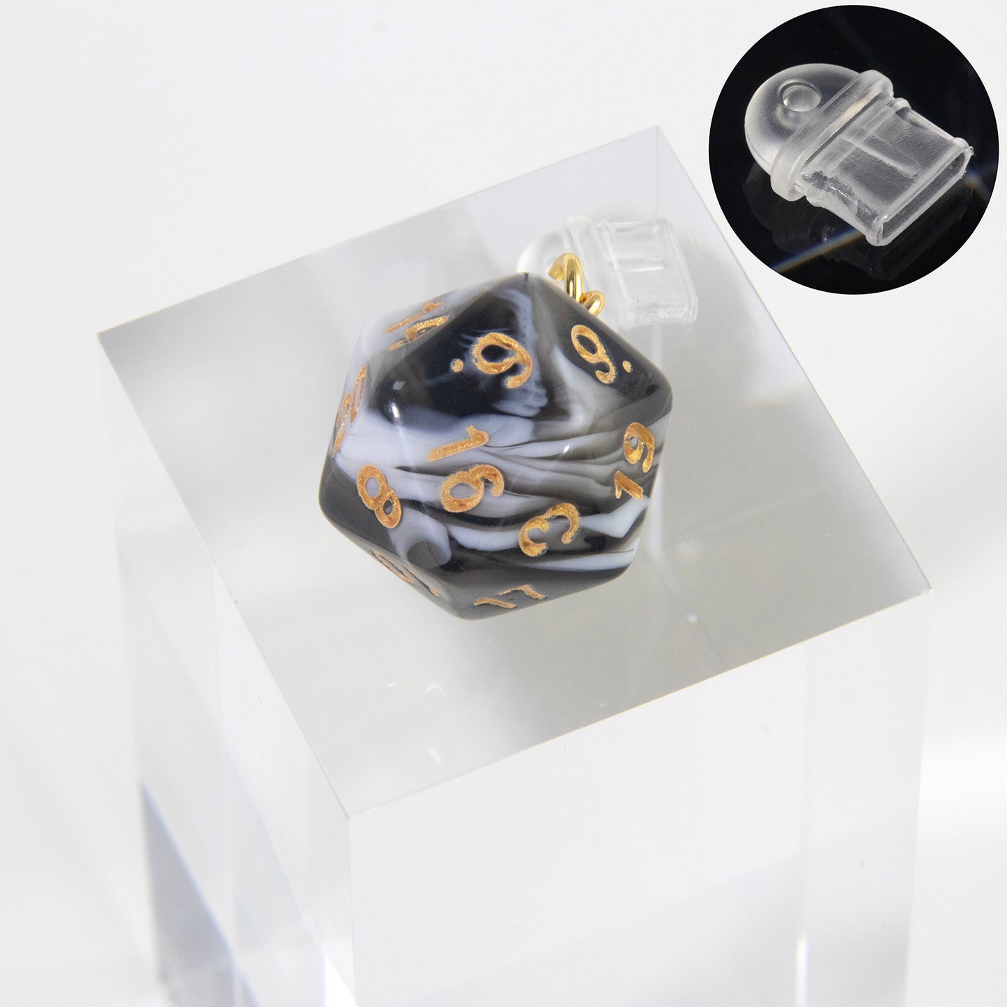 Phone Dust Plug with Acrylic Dice Charm Dust Protection Stopper for iphone Type-C Phone Charge Port